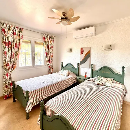 Semesterbostad Casa Milana *